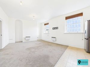 Living Room- click for photo gallery